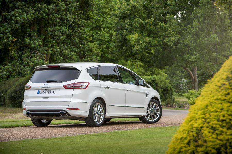  Ford Vignale S-Max 2016 года  (UK) (фото 8 из 25)